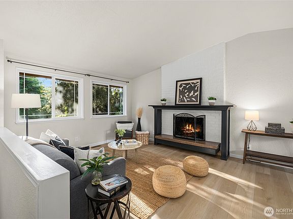 3rd image of 3105 13th Street SW