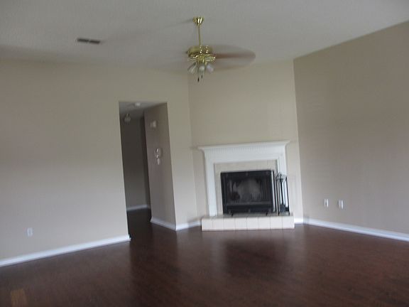 4th image of 9301 Marguerite Dr