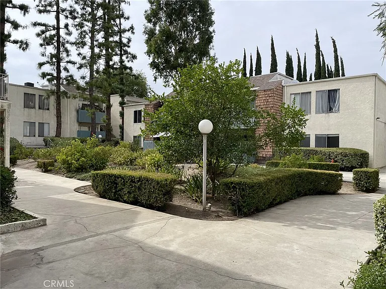 5700 Etiwanda Ave #240 — Photo 35