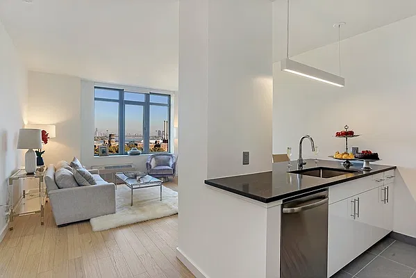 Rented by Red Apple Group | media 1