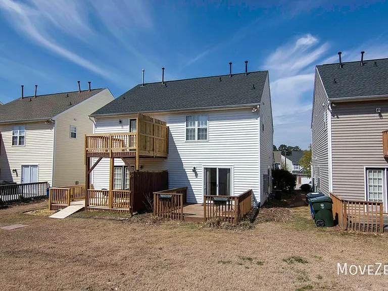 5268 Eagle Trace Dr — Photo 2