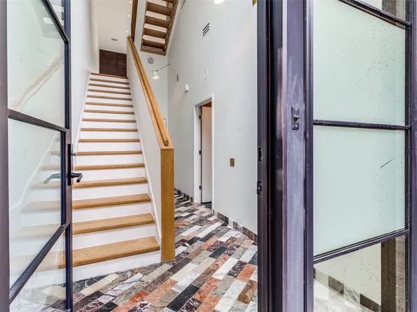 4325 Cole Ave APT 5, Dallas, TX 75205