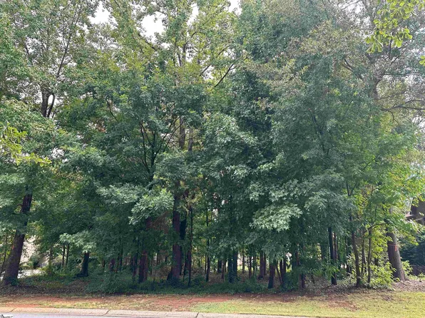 15 Sable Glen Dr, Greenville, SC 29615
