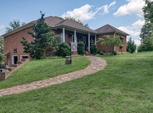 585 Meadowbrook Rd, Afton, TN 37616