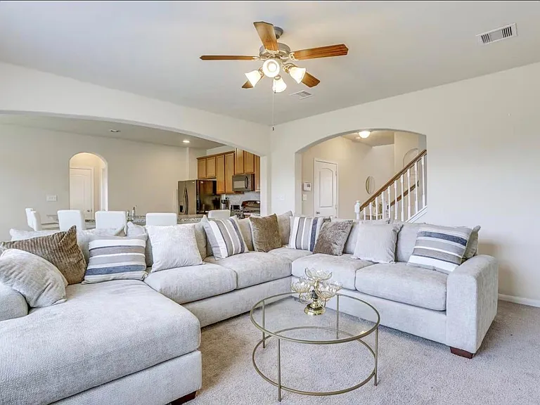 15015 Winter Valley Ct — Photo 8
