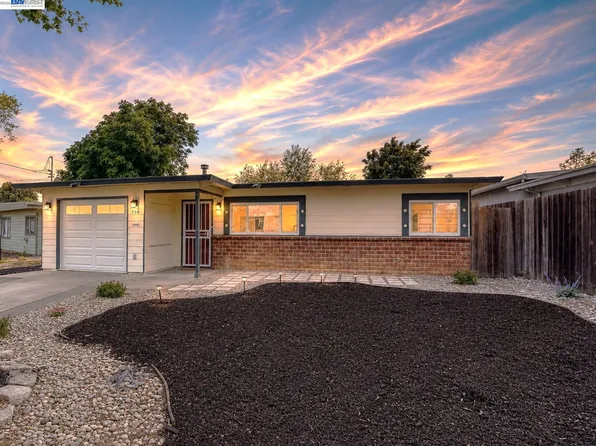 738 Lilly Ave, Hayward, CA 94544