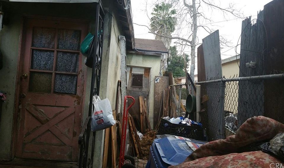 1st image of 10735 Juniper St