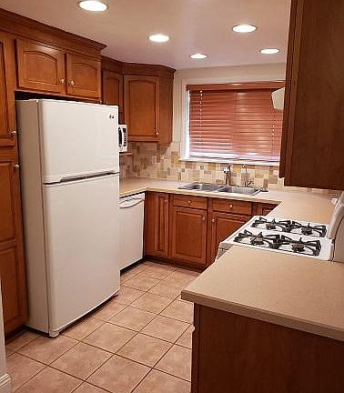 5th image of 540 W Foothill Blvd Unit E