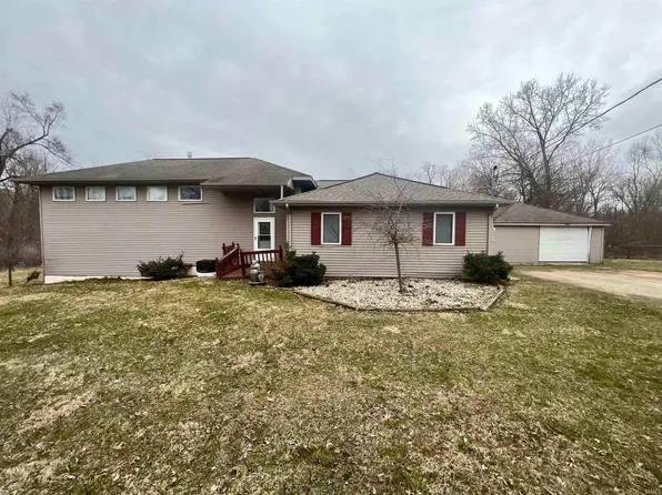 54106 Lyndale Ave, South Bend, IN 46628