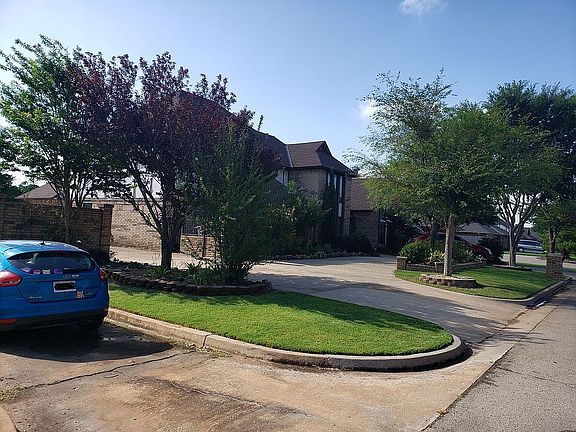 4th image of 11000 Lakeridge Run