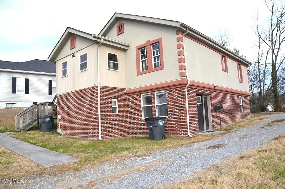 2 bed, 1200 sqft, $1,150 — Photo 2