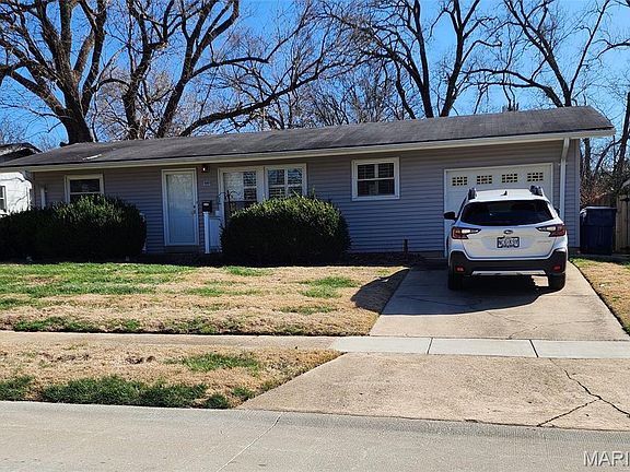 5th image of 940 Rogers Ln