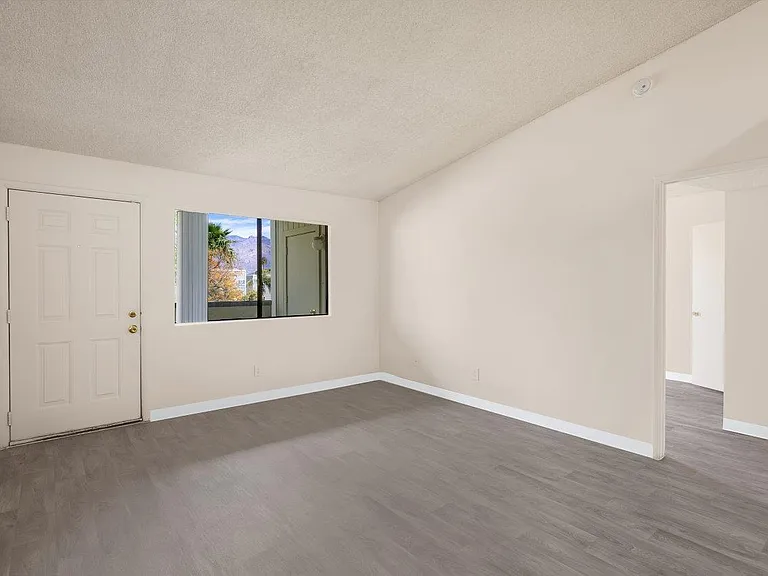 Deerfield Village — Photo 14