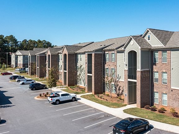 Emerald Creek Apartment