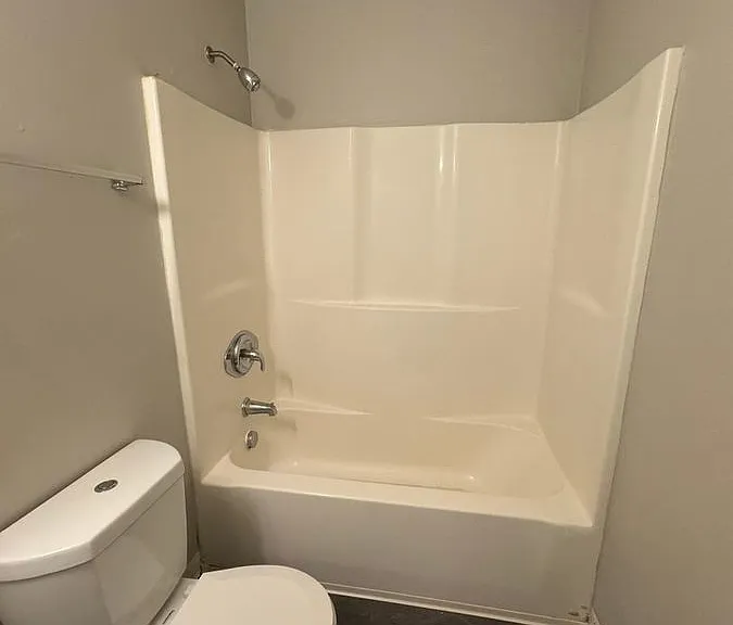 126 S Franklin St #25 — Photo 5