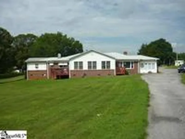 5870 Moorefield Mem Hwy, Liberty, SC 29657