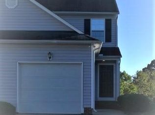 5616 Osprey Cove Dr, Raleigh, NC 27604