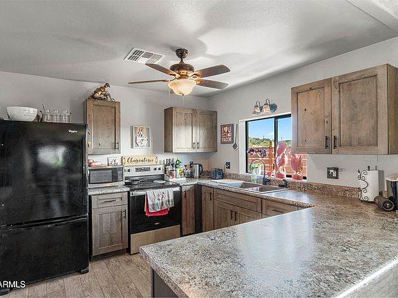 2nd image of 52032 N 297th Ave