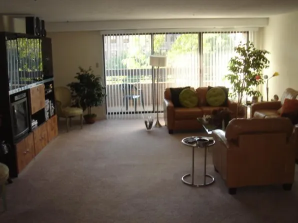 1108 Beacon St #20, Brookline, MA 02446