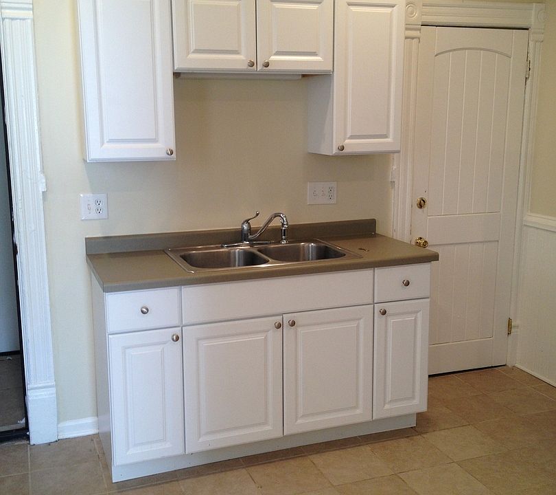 1st image of 2646 N Weil St APT B