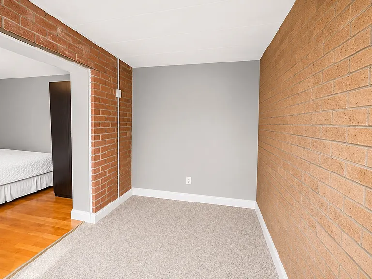 11A Commonwealth Ct #11 — Photo 14