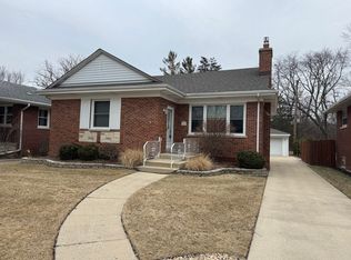 2337 Belleview Ave, Westchester, IL 60154