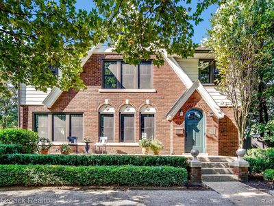 972 Ann St, Birmingham, MI, 48009