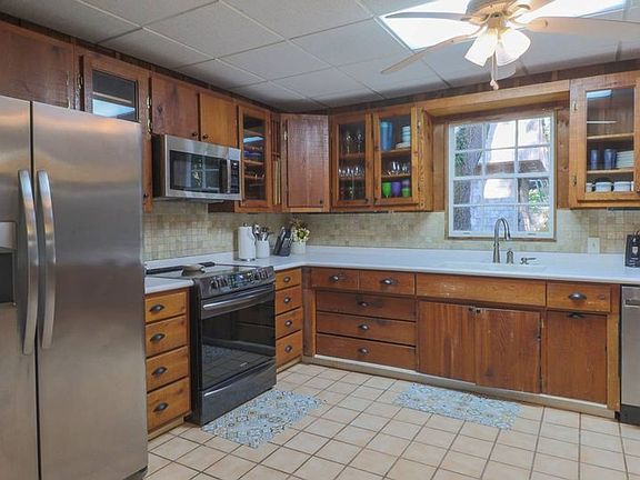 5th image of 171 Saint Charles Ave