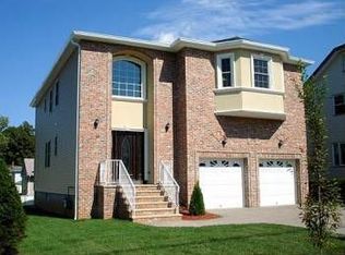 99 Ottawa Ave, Hasbrouck Heights, NJ 07604
