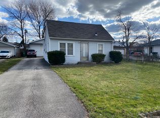 7021 W 74th Pl, Chicago, IL