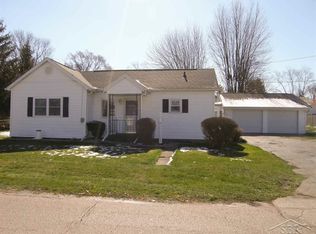 402 Charles St, Saint Charles, MI