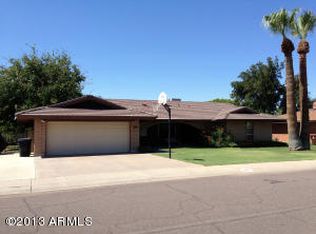 11818 N 82nd Dr, Peoria, AZ 85345