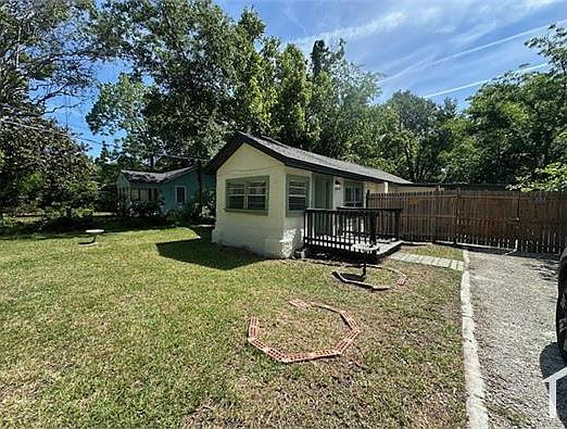 1st image of 1021 Woodstock Ave