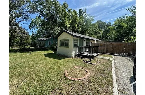 1021 Woodstock Ave Photo 1