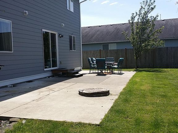 2nd image of 4858 Starfish Ln