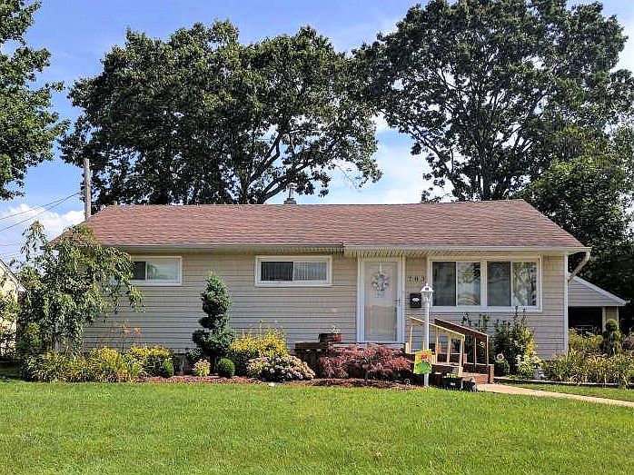1st image of 783 Herman Ave