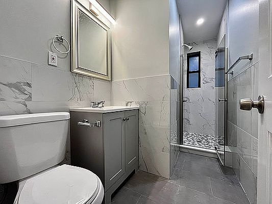 1st image of 140-70 Ash Ave #306
