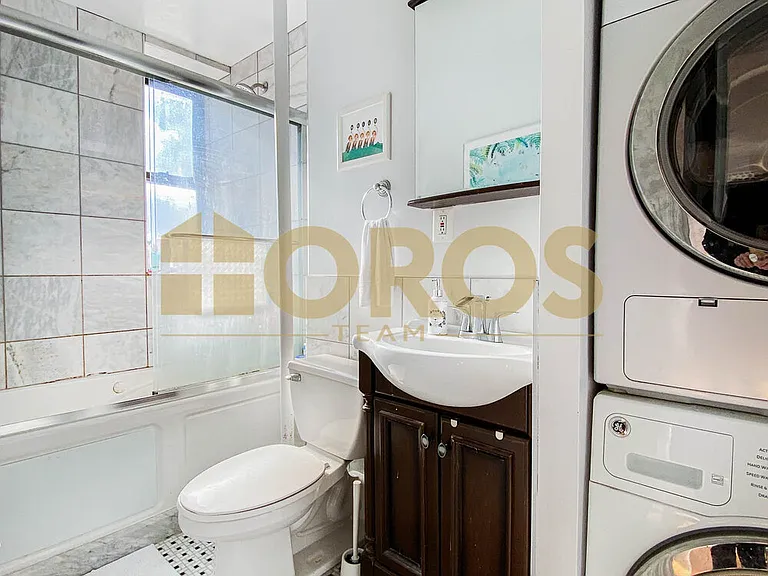 262 E 2nd St #5C — Photo 10