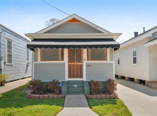 914 9th St, Gretna, LA 70053