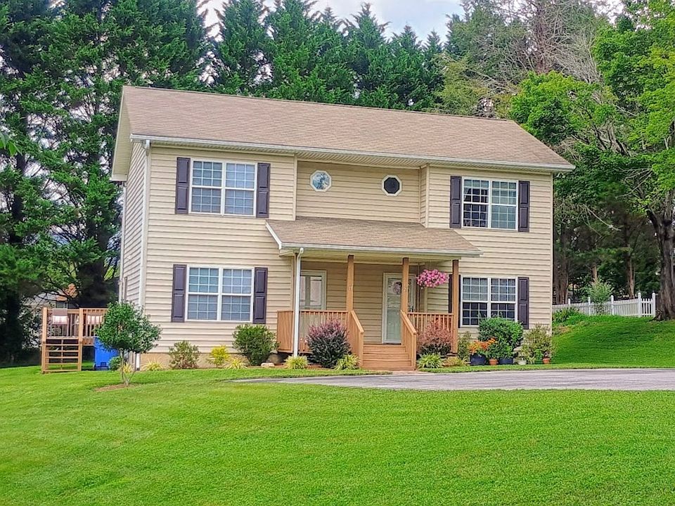 1st image of 19 Yongue St