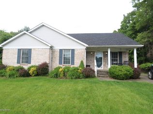 7833 Texlyn Ct, Louisville, KY 40258