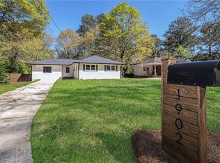 1902 Derrill Dr, Decatur, GA 30032