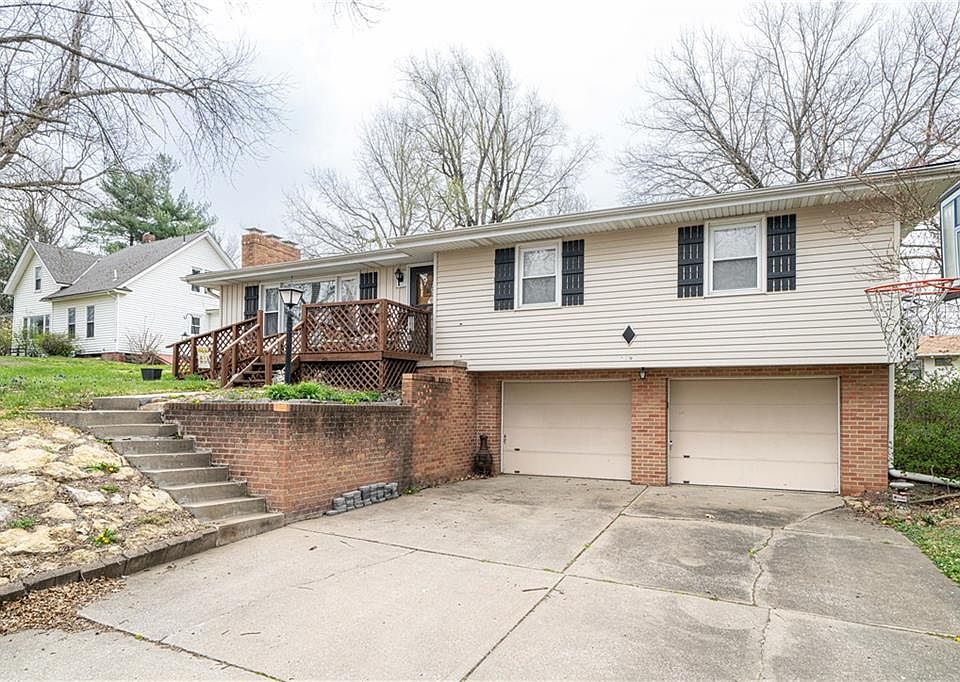 1st image of 2105 Shannon Ln