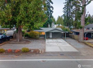 19631 Bartlett Rd, Bothell, WA 98012