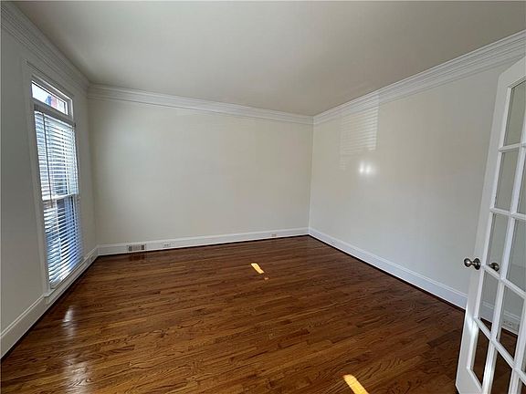 5th image of 11025 Bracebridge Rd