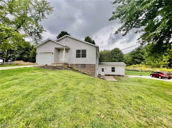 2919-2921 Cliftmont Ave NE, Canton, OH 44705