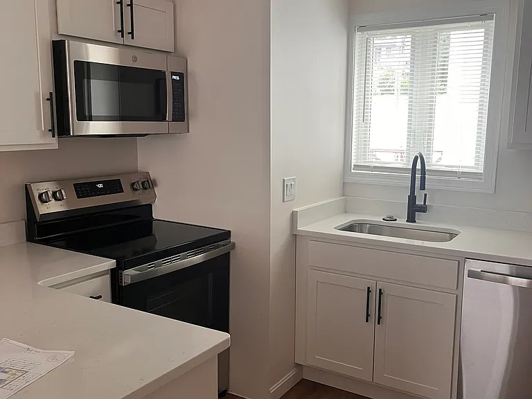 10 Rantoul St #2 — Photo 2