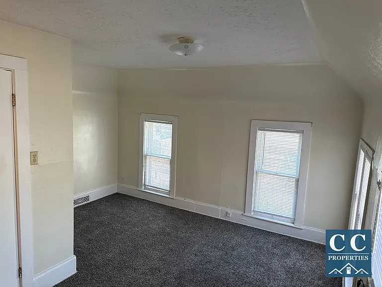 4515 4th Ave #2 — Photo 6