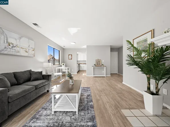 34672 Loreal Ter, Fremont, CA 94555