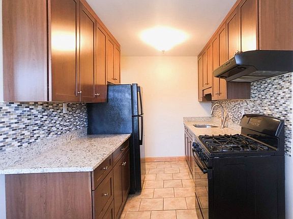 2nd image of 43-27 Astoria Blvd N #4